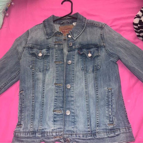 Levi's Jean Jacket - Picture 6 of 7